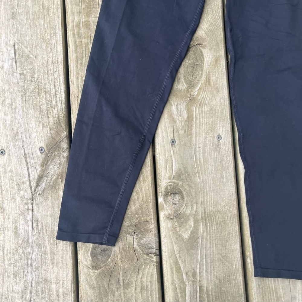 ** Fabletics High-Waisted Seamless Rib Ribbed Legging - Black Medium - Picture 2 of 8